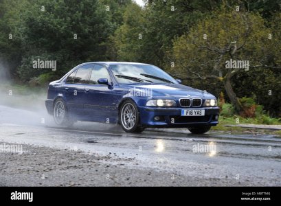 bmw-m5-e39-1996-2003-shape-german-super-saloon-car-MBTTMG.jpg