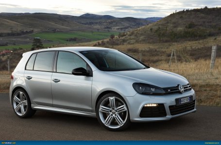 VW-Golf-R-Aus-02.jpg