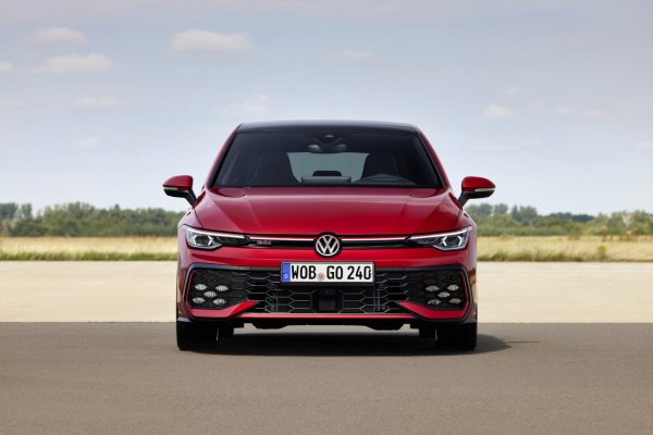 2024-golf8-gti-1.jpg