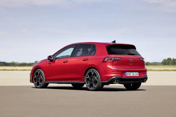 2024-golf8-gti-4.jpg